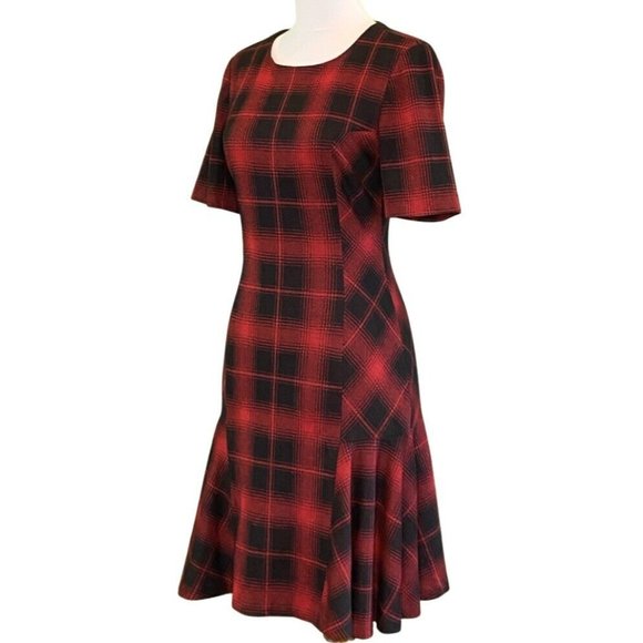 Tahari Half Sleeve Round Neck Godet Flare Red Glen Plaid Knit Dress Size 2 - Picture 2 of 7